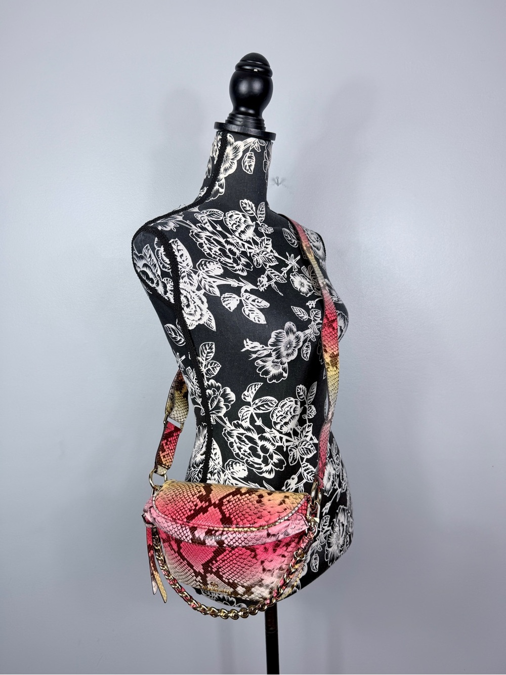 Michael Kors MK neon slater snake embossed leather sling pack size small